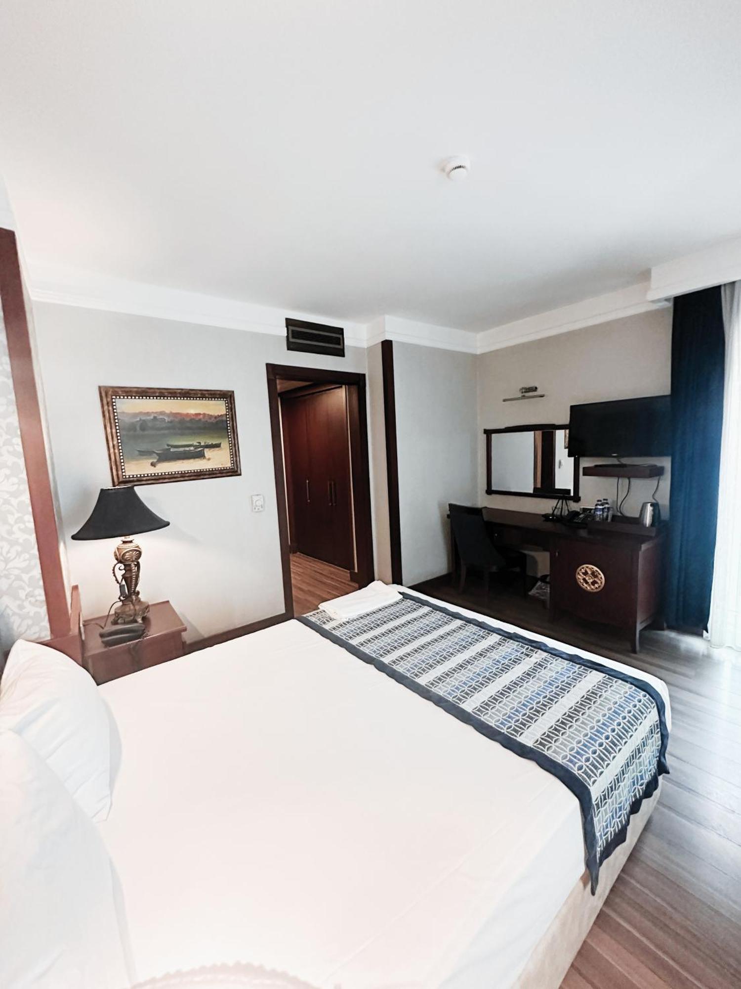 Boutique Princess Hotel Istanbul Bagian luar foto